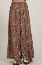 Load image into Gallery viewer, Leona Floral Maxi Skirt
