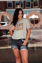Load image into Gallery viewer, Nashville Vintage Cropped Tee
