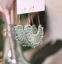 Load image into Gallery viewer, Tallulah Earring
